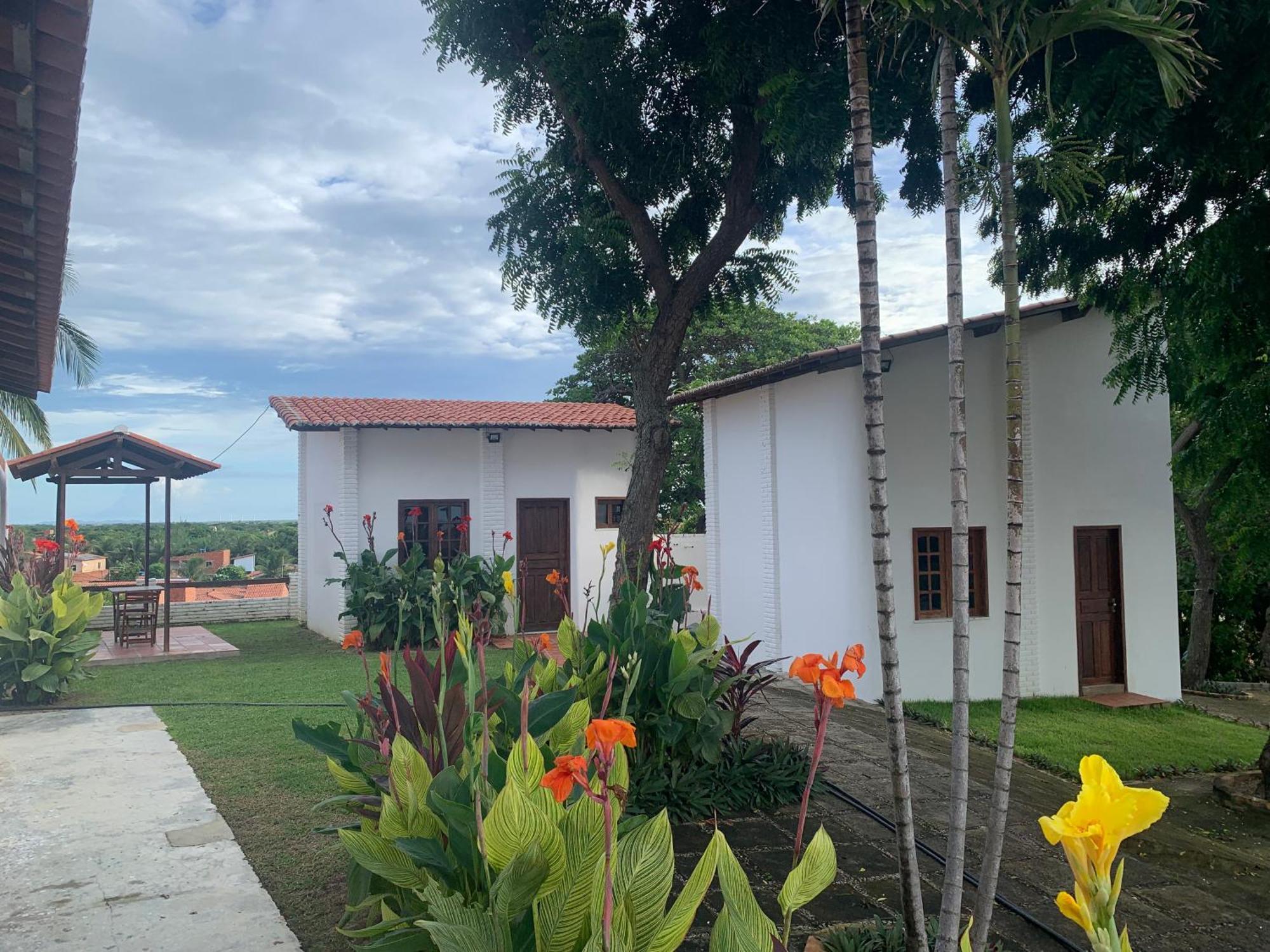 בבריבה Morro Branco Suites - Hospedaria Morro Branco מראה חיצוני תמונה